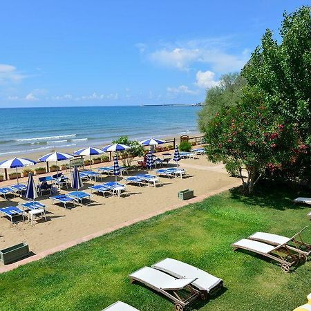 טרצ'ינה Hotel Acquasanta מראה חיצוני תמונה