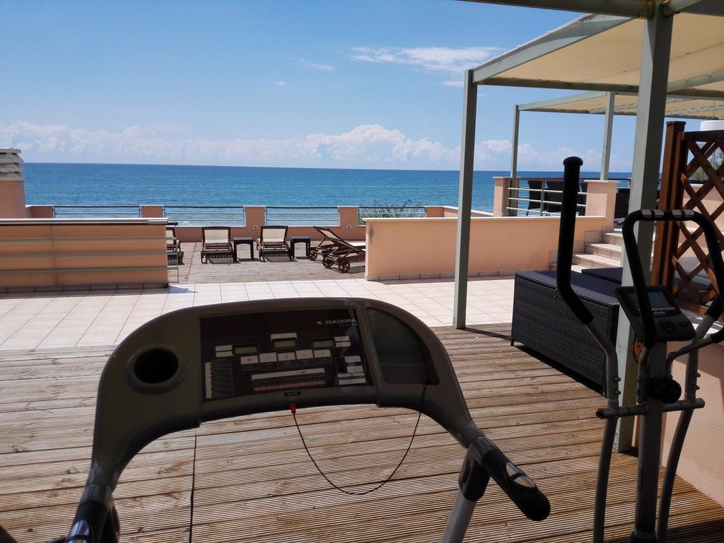 טרצ'ינה Hotel Acquasanta מראה חיצוני תמונה
