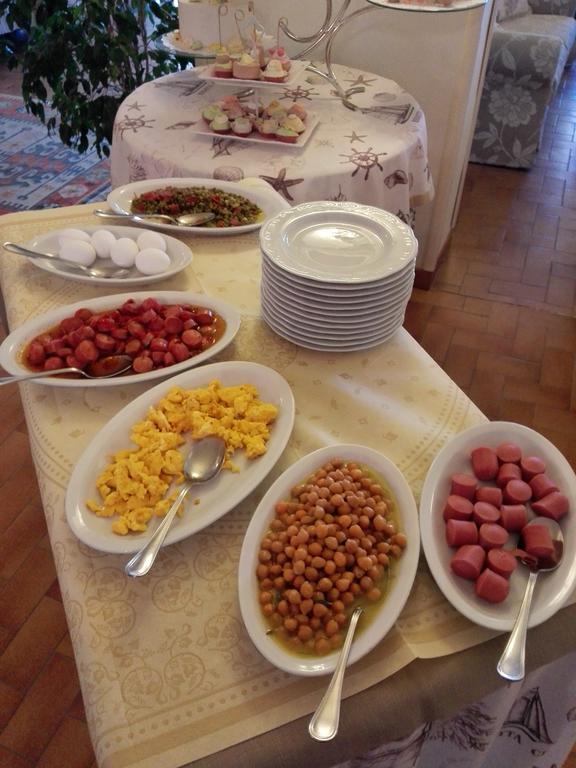 טרצ'ינה Hotel Acquasanta מראה חיצוני תמונה