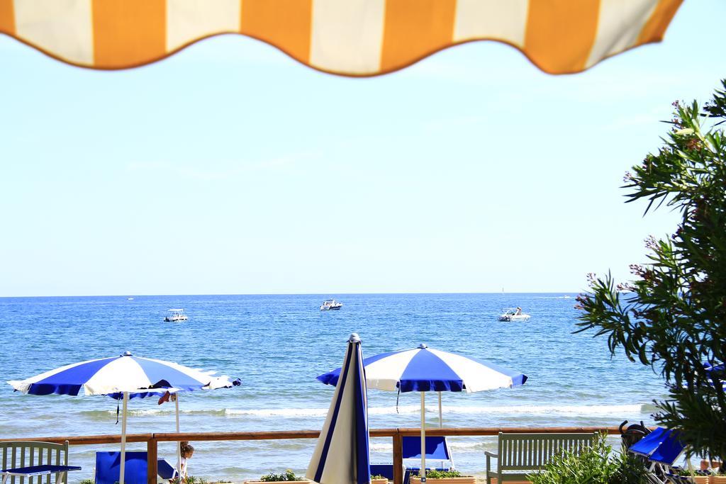 טרצ'ינה Hotel Acquasanta מראה חיצוני תמונה