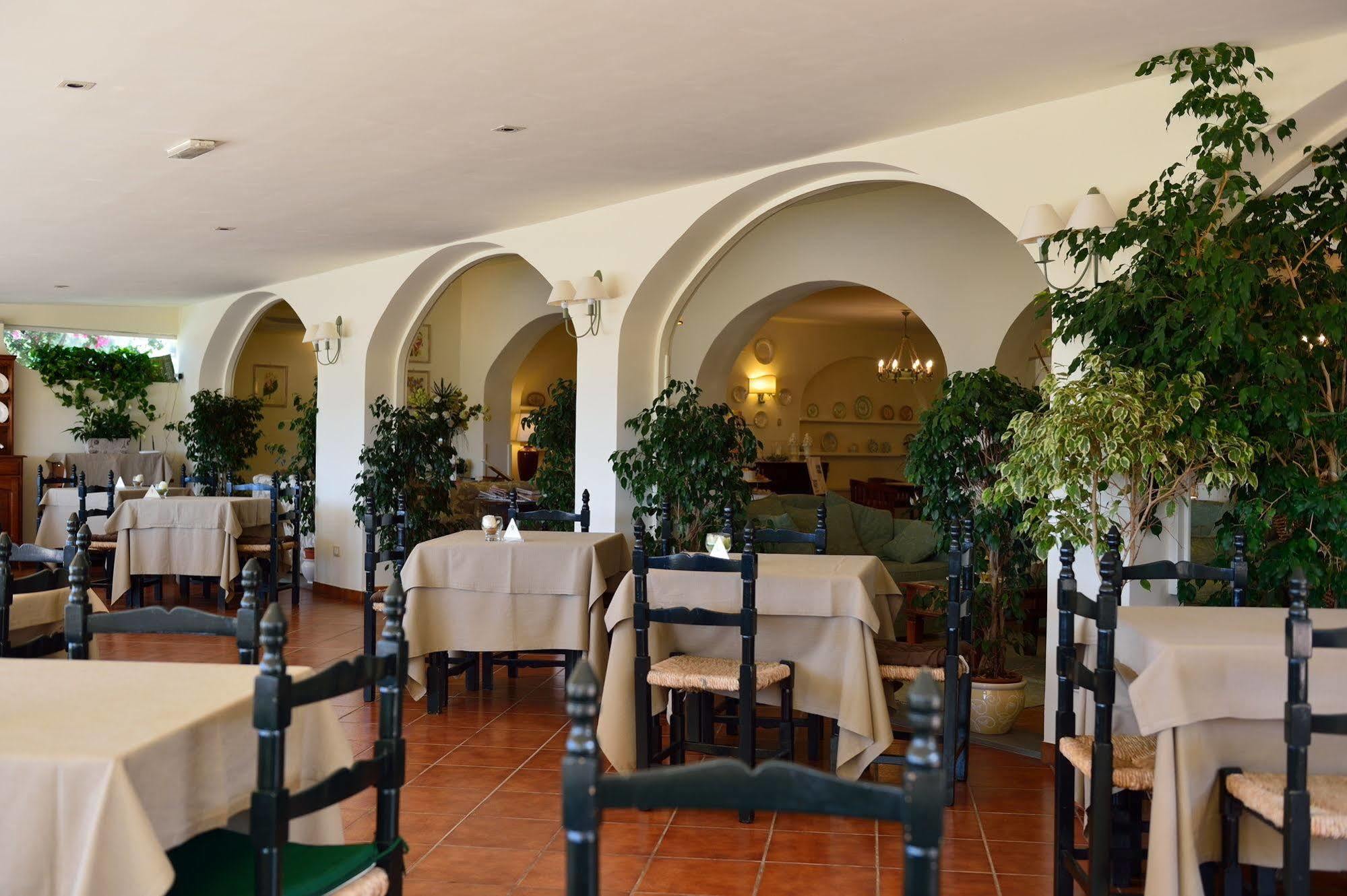 טרצ'ינה Hotel Acquasanta מראה חיצוני תמונה