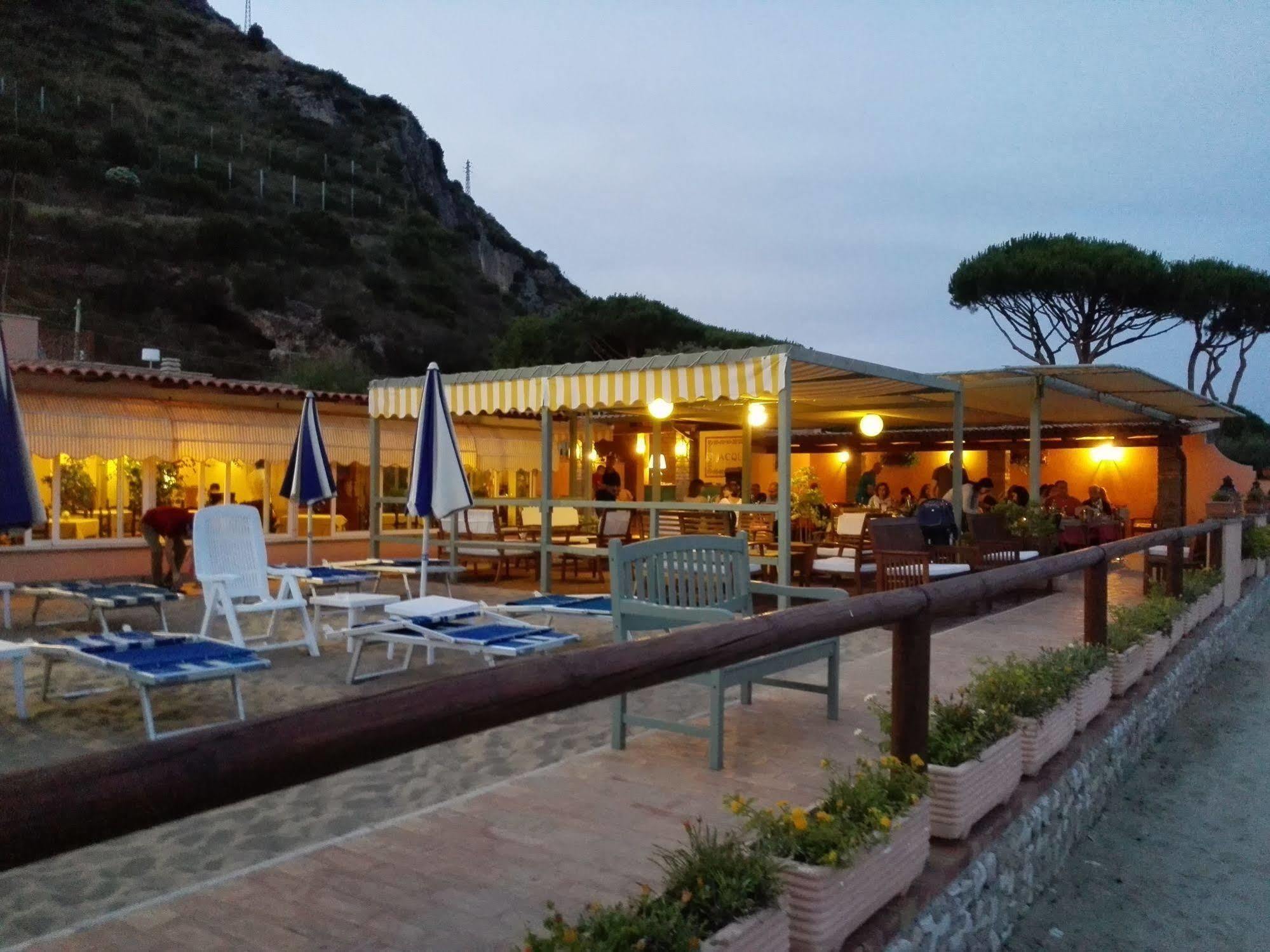 טרצ'ינה Hotel Acquasanta מראה חיצוני תמונה
