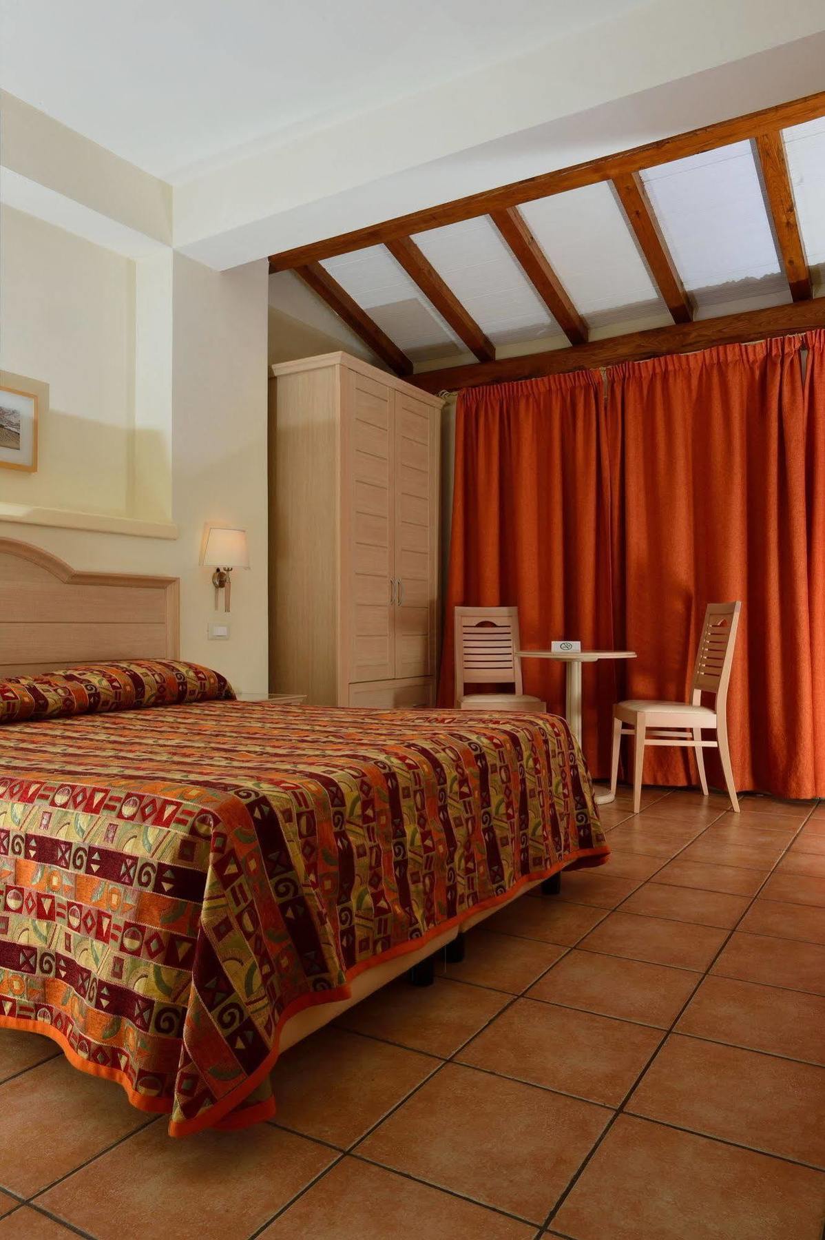 טרצ'ינה Hotel Acquasanta מראה חיצוני תמונה